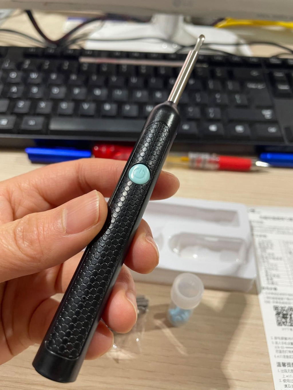 Wireless Ear Wax Removal Tool with HD Camera & 6 LED Lights